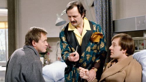 Only When I Laugh Bild 3