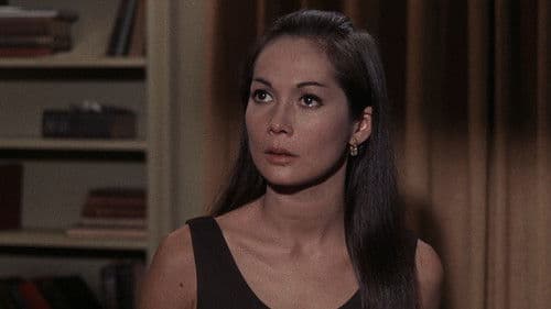 The Girl Who Knew Too Much Bild 3