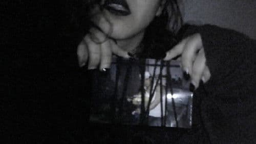 You're Reminded As You Fall Asleep Bild 5