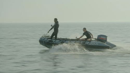 Beyond Borders with Bear Grylls: Bahrain Bild 3