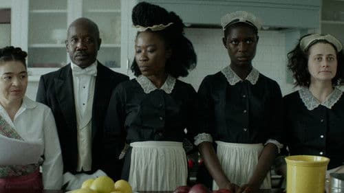 Woman in Deep Bild 2