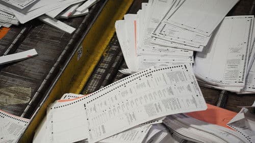 Kill Chain: The Cyber War on America's Elections Bild 2