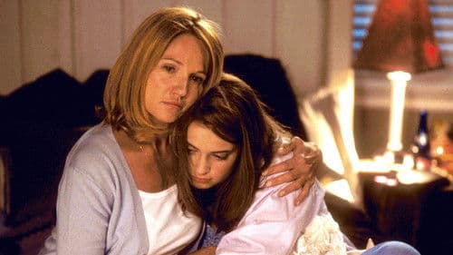 Crime + Punishment in Suburbia Bild 2