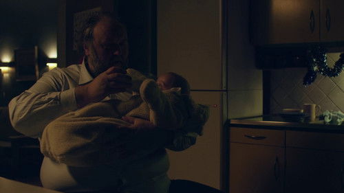 Maybe This Christmas Bild 1