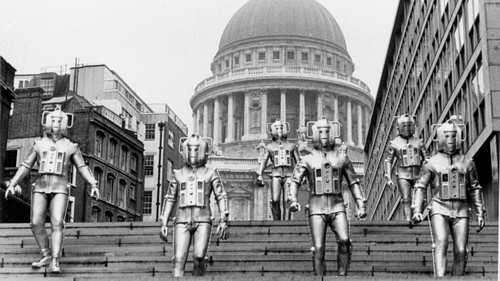 Doctor Who: The Invasion Bild 1