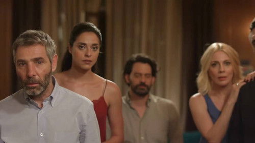 Τέλειοι Ξένοι Bild 2