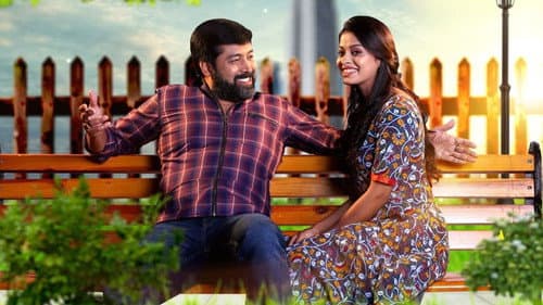 Neethane Enthan Ponvasantham Bild 1