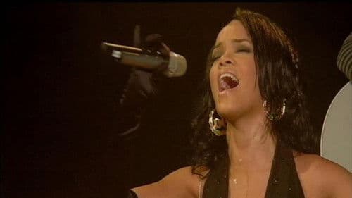 Rihanna - Live From Bell Centre In Montreal Bild 1