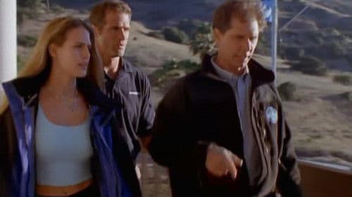 Gefahr aus der Tiefe - Die Vorboten der Hölle Bild 3