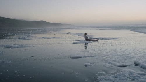 Everything Beautiful Is Far Away Bild 2