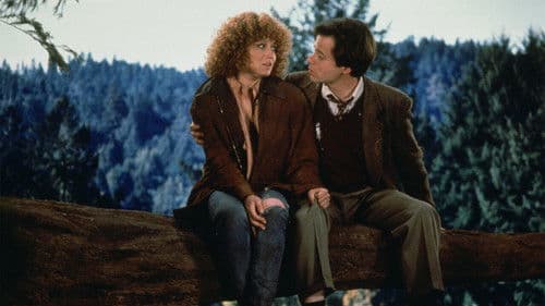 Ein Yuppie steht im Wald Bild 1