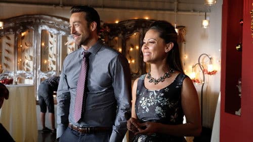 A Twist of Christmas Bild 2