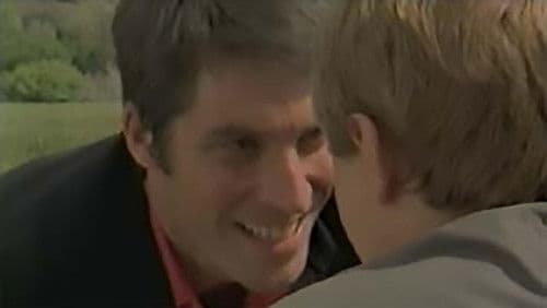 The Man in the Black Suit Bild 1