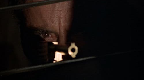 James Bond 007 - Der Mann mit dem goldenen Colt Bild 6