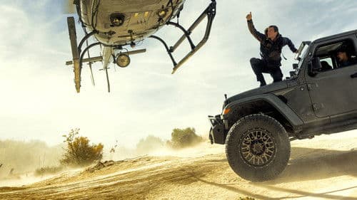 Bear Grylls: Stars am Limit - Die Challenge Bild 4