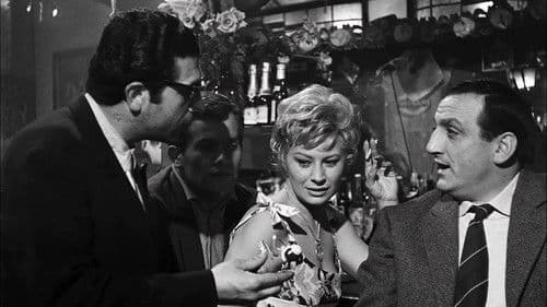 Mädchen im Schaufenster Bild 3