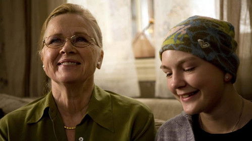 Durch einen Spiegel in einem dunklen Wort Bild 7