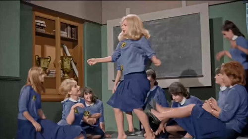 Χτυποκάρδια στο Θρανίο Bild 3