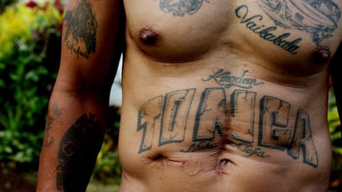 Gangsters in Paradise: The Deportees of Tonga Bild 1