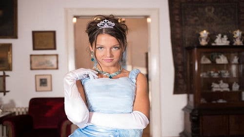 DANUHD-002 The mysterious princess with a shaved pussy Bild 1