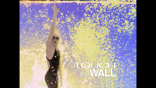 Touch the Wall Bild 1