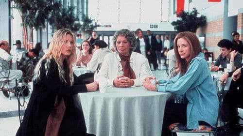 Zwischen Fremden Bild 1