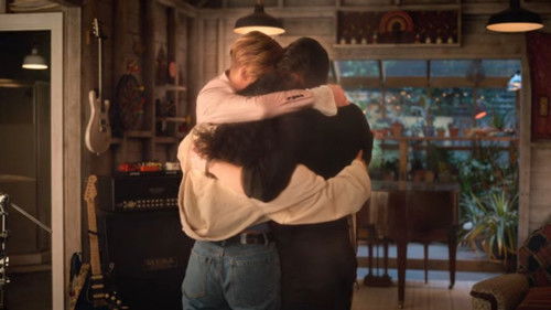 Julie and the Phantoms Bild 8