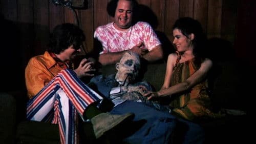 Children Shouldn't Play with Dead Things Bild 3