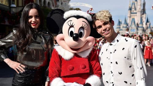 Disney Parks Presents: A Descendants Magical Holiday Celebration Bild 4
