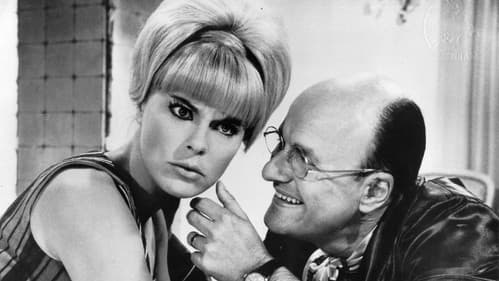 The Wicked Dreams of Paula Schultz Bild 3