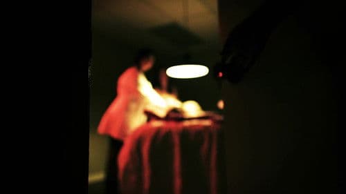 Branded & Brainwashed: Inside NXIVM Bild 5