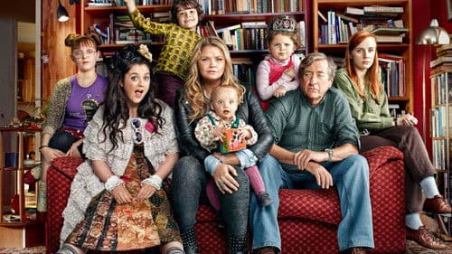 Raised by Wolves Bild 3