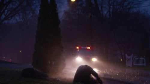 Super Dark Times Bild 8