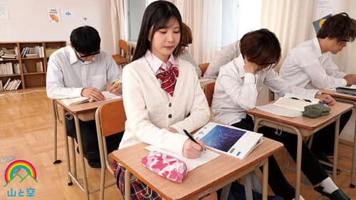 実写版 生徒会長は真性露出狂 藍芽みずき Bild 2