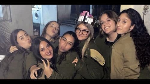 Les guetteuses du 7 octobre Bild 7