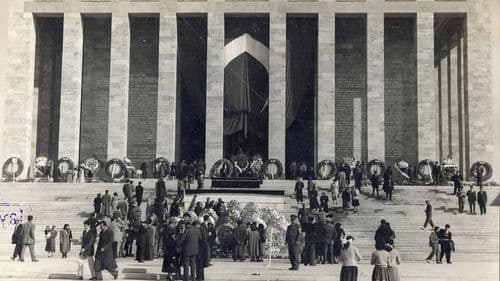 Turkey Mourns Kemal Ataturk Bild 1