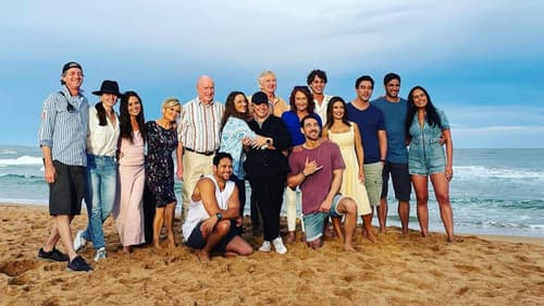 Home and Away Bild 7