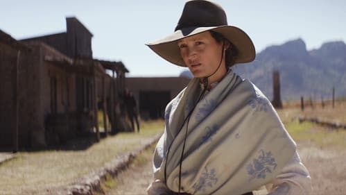 The Dead Don't Hurt Bild 5