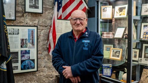 Neil Armstrong and the Langholmites Bild 1