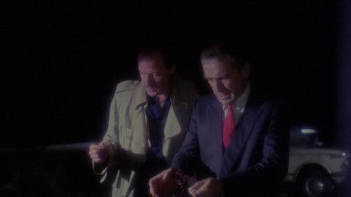 An Unsuitable Job for a Woman Bild 4