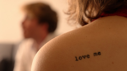 Love Me, Fight Me Bild 5