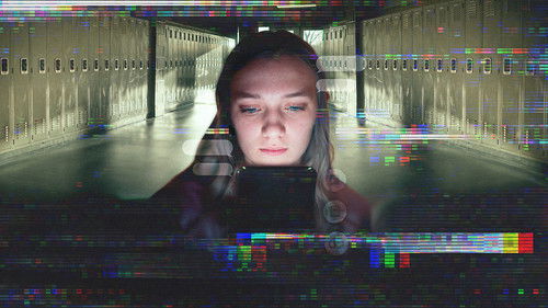 Unbekannte Nummer: Der Highschool-Catfish Bild 1