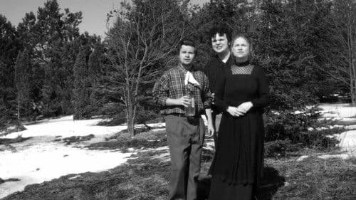 Lady at Number 16 Bild 4