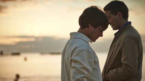 Holding the Man Bild 5