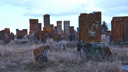 Մահարձան Bild 3