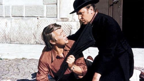 Hochwürden drückt ein Auge zu Bild 1