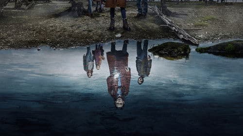 Home Before Dark Bild 5