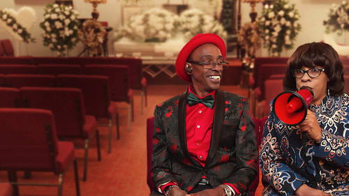 Buried by the Bernards Bild 1