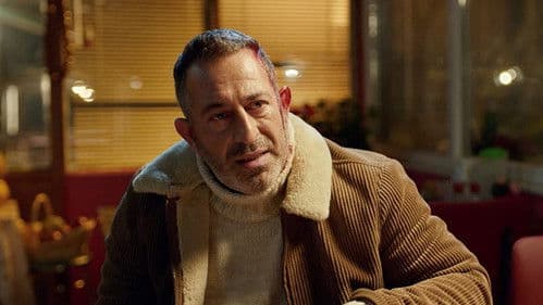 Karakomik Filmler 2: Deli Bild 1