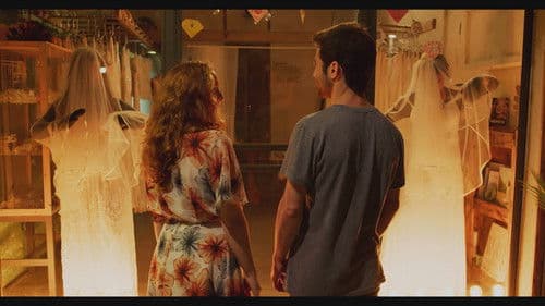 בחורה עם מזלג בעולם של מרק Bild 1